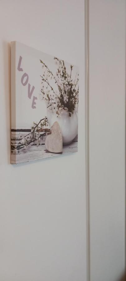 Studio Meuble Bussy-Saint-Georges Exteriér fotografie